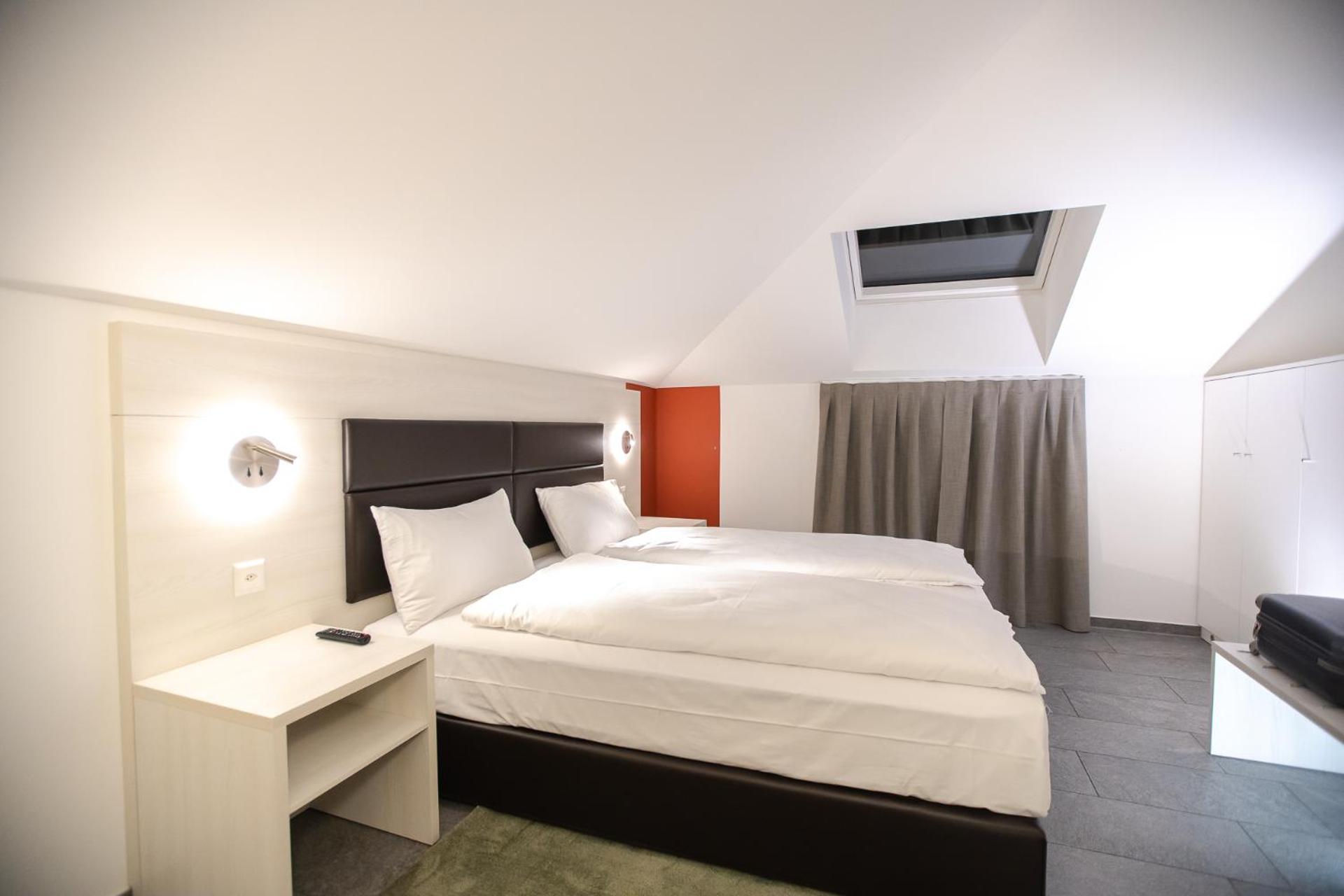 Miralago Locarno Easy Rooms Muralto Exterior photo
